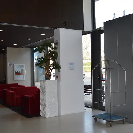 Express Porto Exponor By Ihg 3*