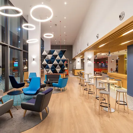 Express Porto Exponor By Ihg Hotel