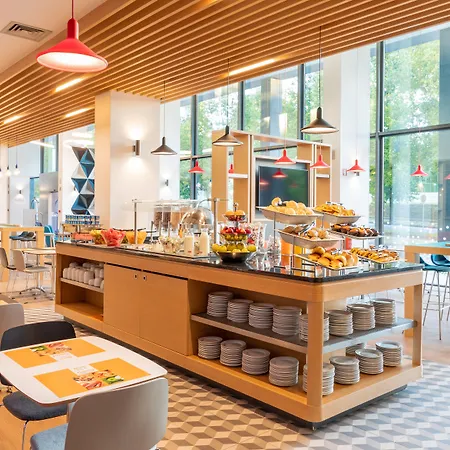 Express Porto Exponor By Ihg מלון