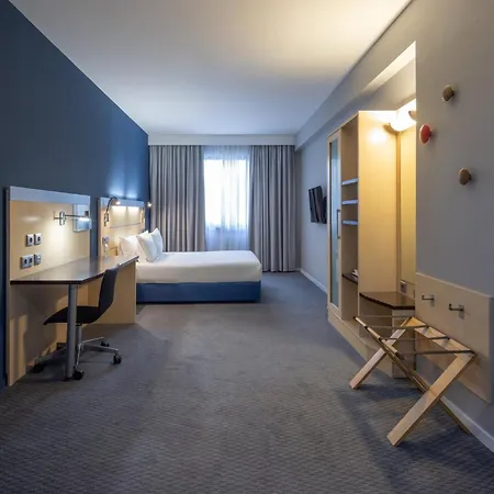 Hotel Express Porto Exponor By Ihg 3*