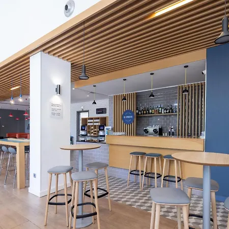 Express Porto Exponor By Ihg Szálloda