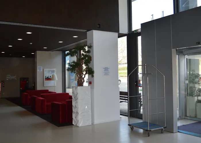 Express Porto Exponor By Ihg 3*