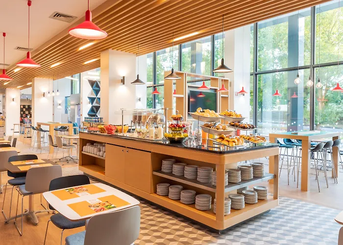 Express Porto Exponor By Ihg Hotel