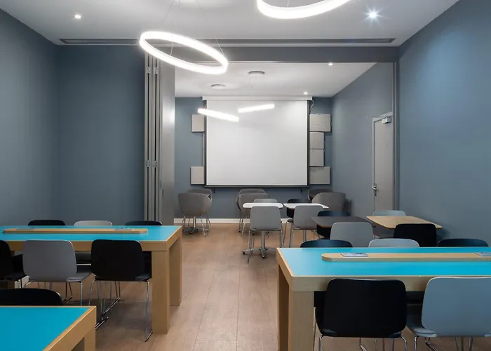 Express Porto Exponor By Ihg 3*