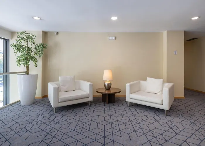 Express Porto Exponor By Ihg מלון