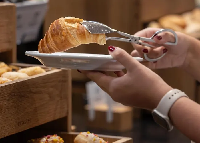 Hotel Express Porto Exponor By Ihg 3*